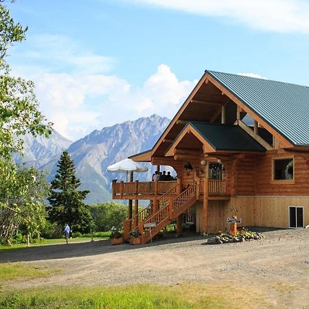 Majestic Valley Wilderness Lodge Sutton-Alpine Exterior photo
