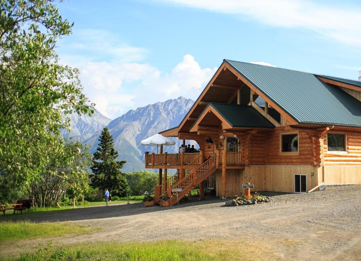 Majestic Valley Wilderness Lodge Sutton-Alpine Exterior photo